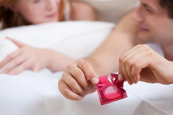 Seks oral dengan HIV?  Apa yang harus diwaspadai dan bagaimana menghindarinya?