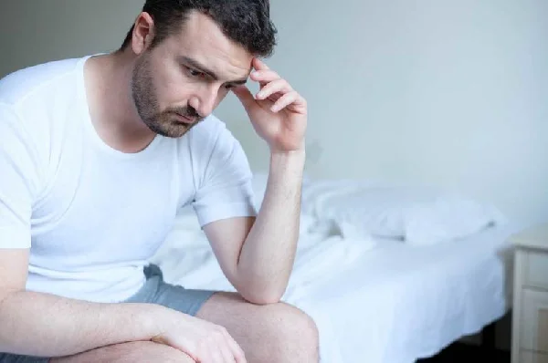 Va bene rompere il cordone del prepuzio e la risposta del dottore